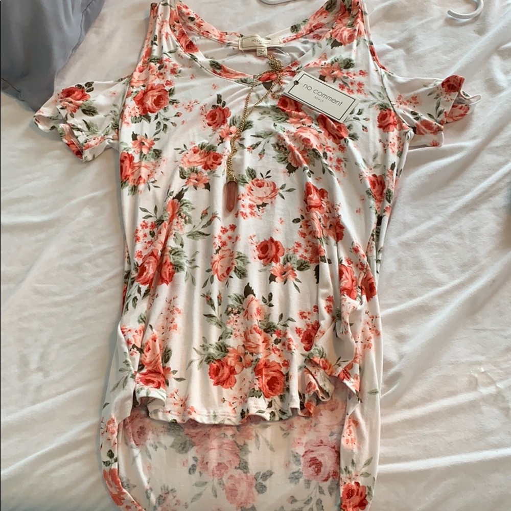 Open shoulder Floral Blouse